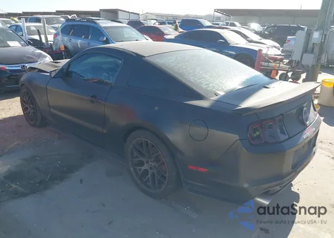 2014 Ford Mustang Gt Premium z USA, uszkodzony, nr VIN 1ZVBP8CF7E5270322